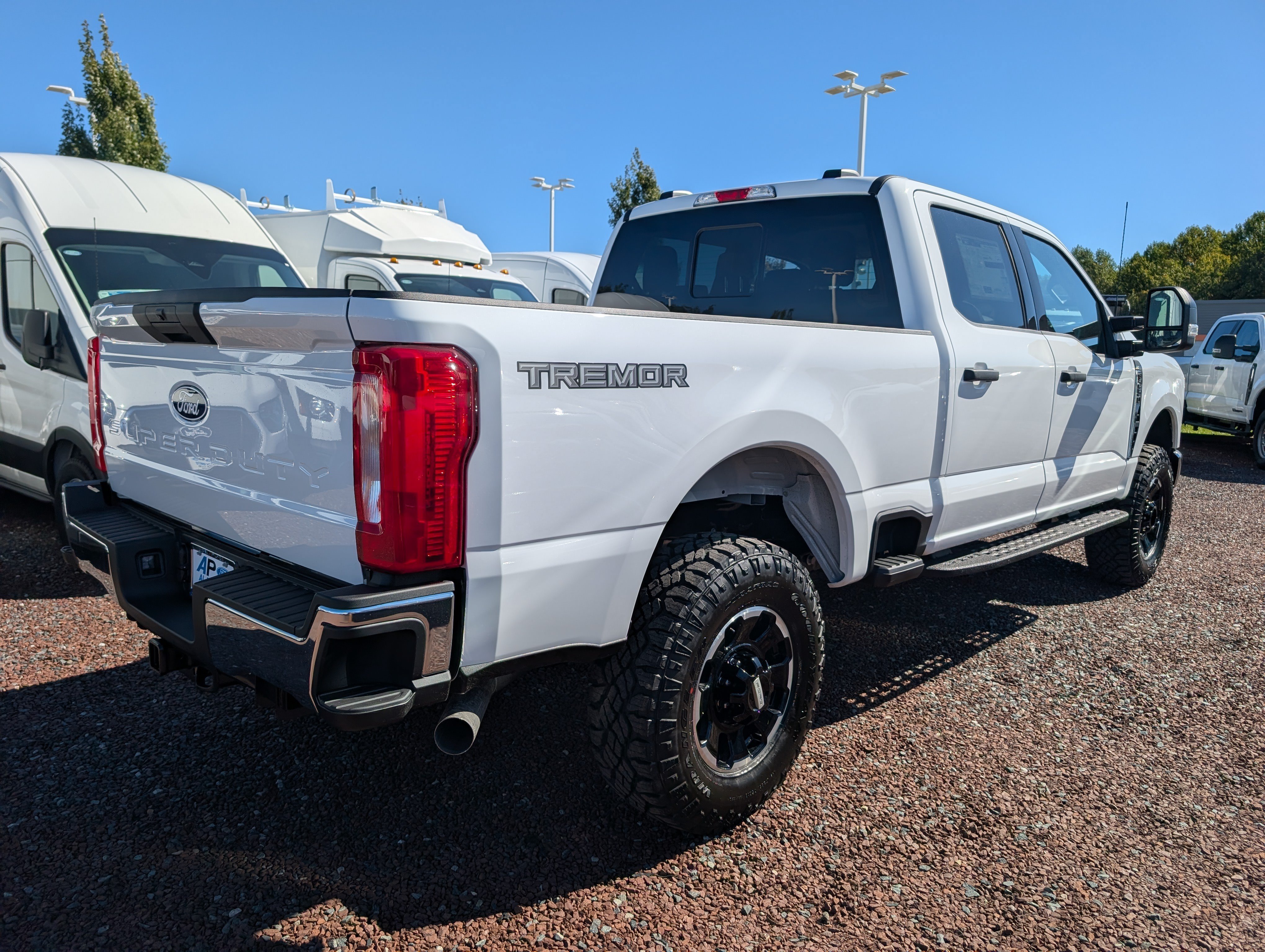 New 2027 Ford F250 XLT w/ Tremor Off-Road Package AWD/4WD image 2
