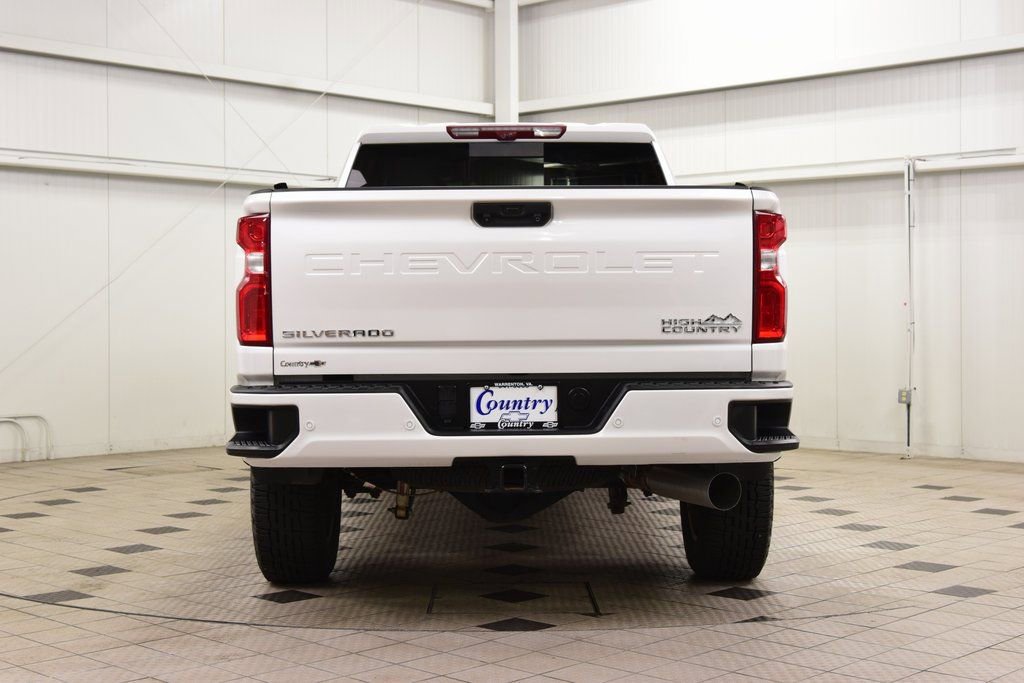 Used 2024 Chevrolet Silverado 2500 High Country w/ High Country Premium Package image 7
