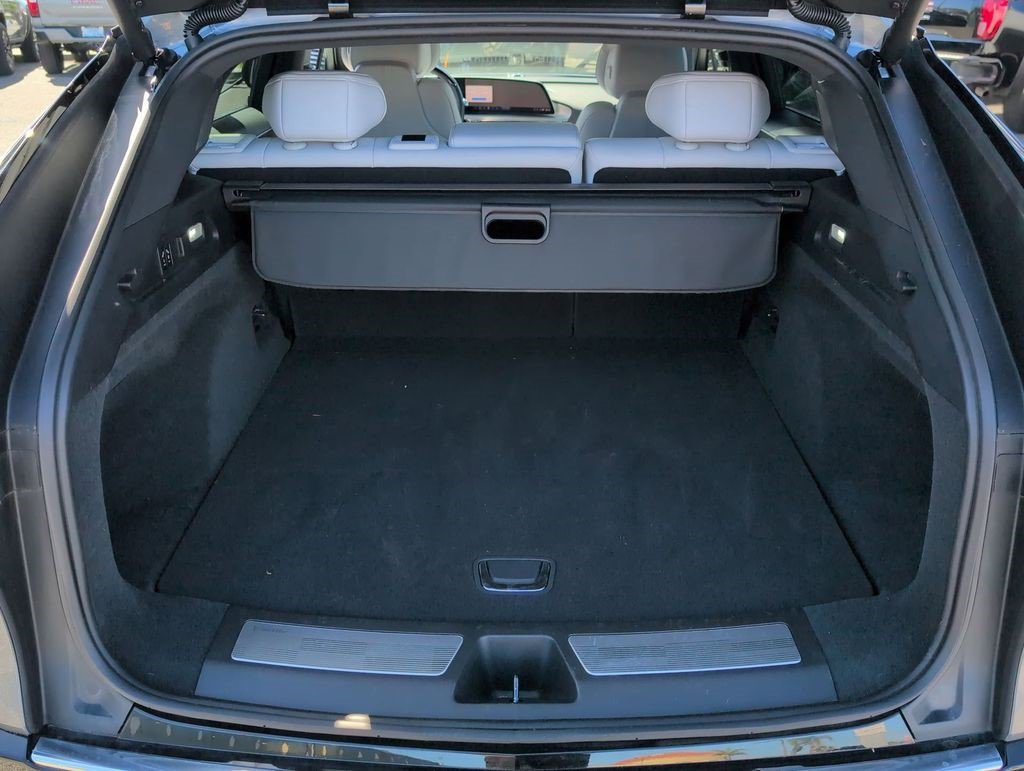 Certified 2023 Cadillac Lyriq 2WD image 28