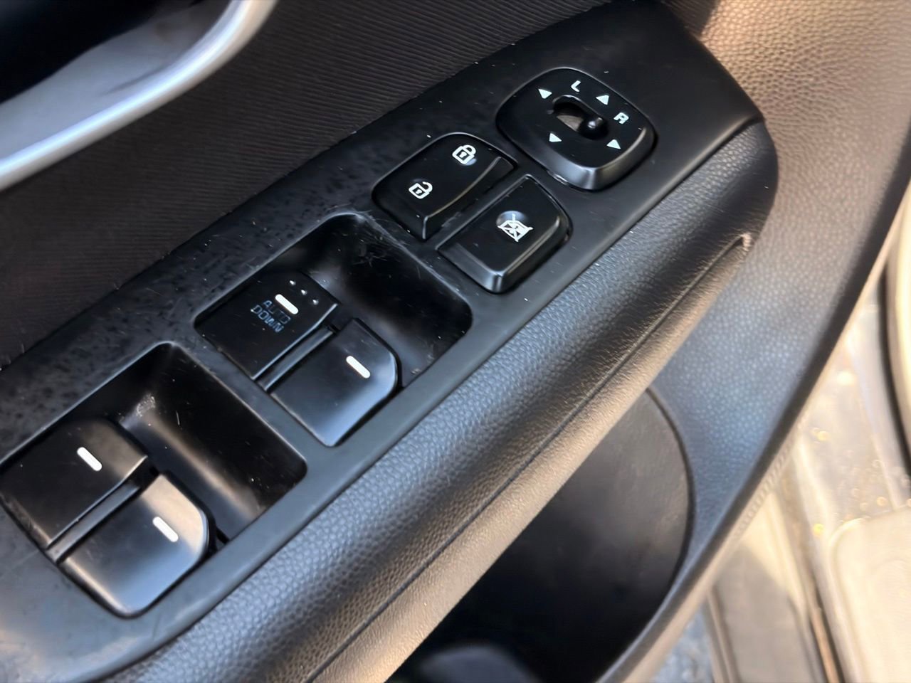 Used 2015 Kia Soul FWD image 20