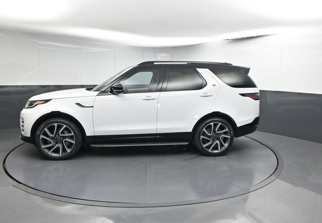 New 2025 Land Rover Discovery Dynamic SE AWD/4WD image 2