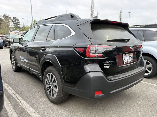 Used 2025 Subaru Outback Premium image 5
