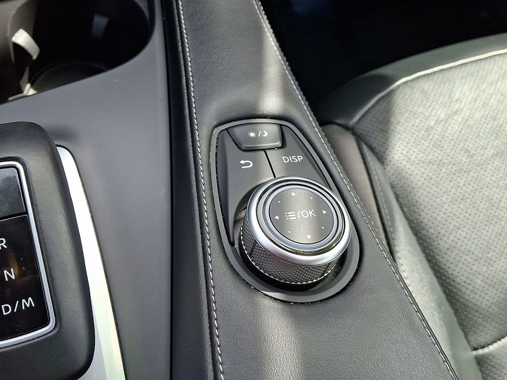 Used 2023 INFINITI QX50 Luxe AWD/4WD image 24