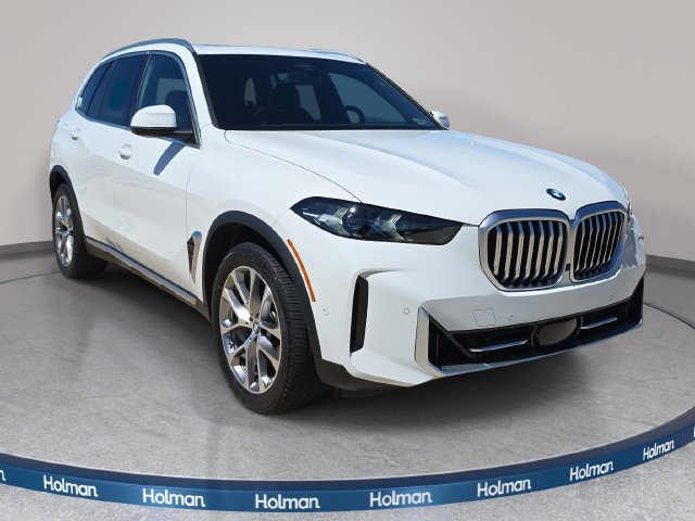 Used 2024 BMW X5 xDrive40i w/ Parking Assistance Package AWD/4WD image 4