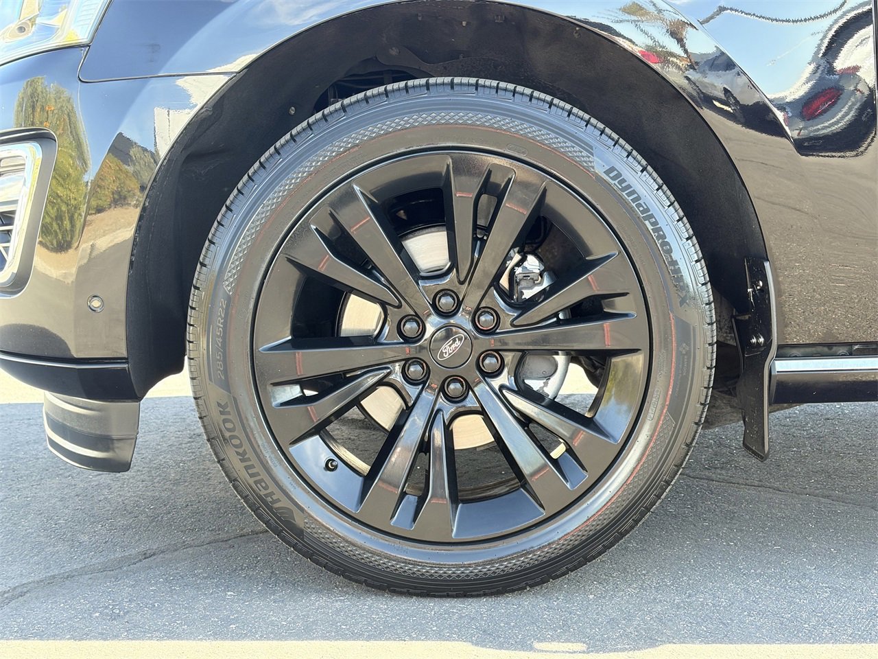 Used 2020 Ford Expedition Platinum image 9