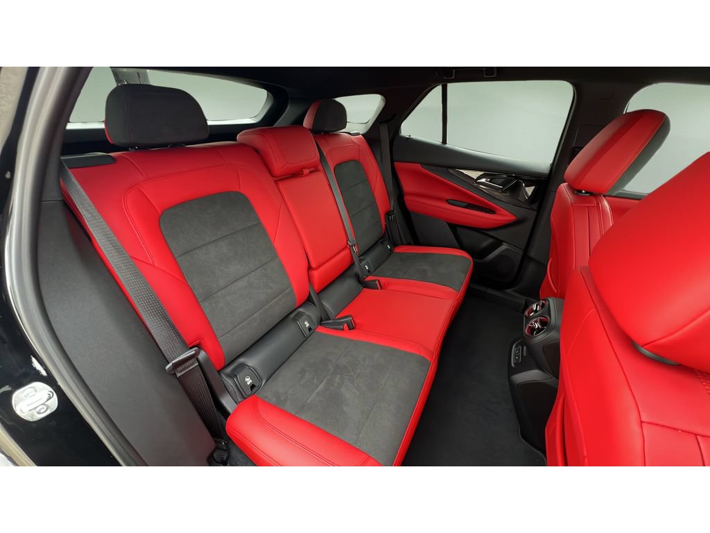 Certified 2024 Chevrolet Blazer EV RS AWD/4WD image 31