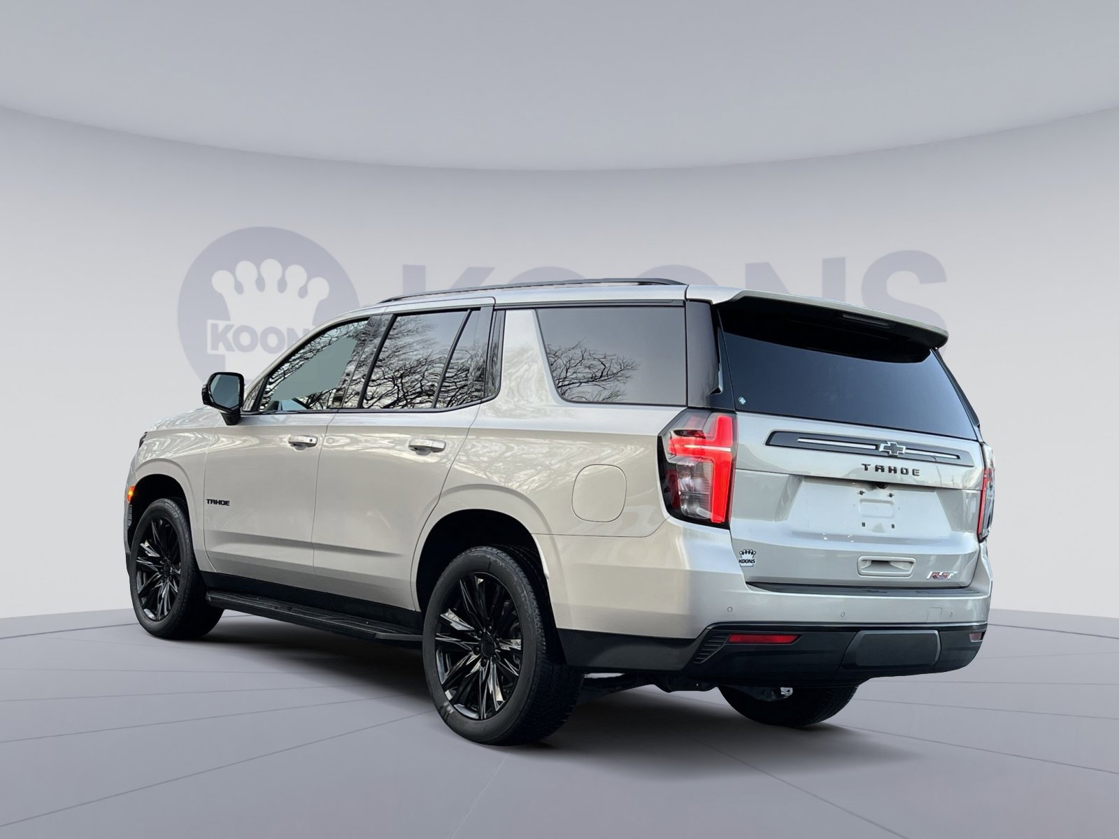 Used 2024 Chevrolet Tahoe RST w/ Luxury Package image 4