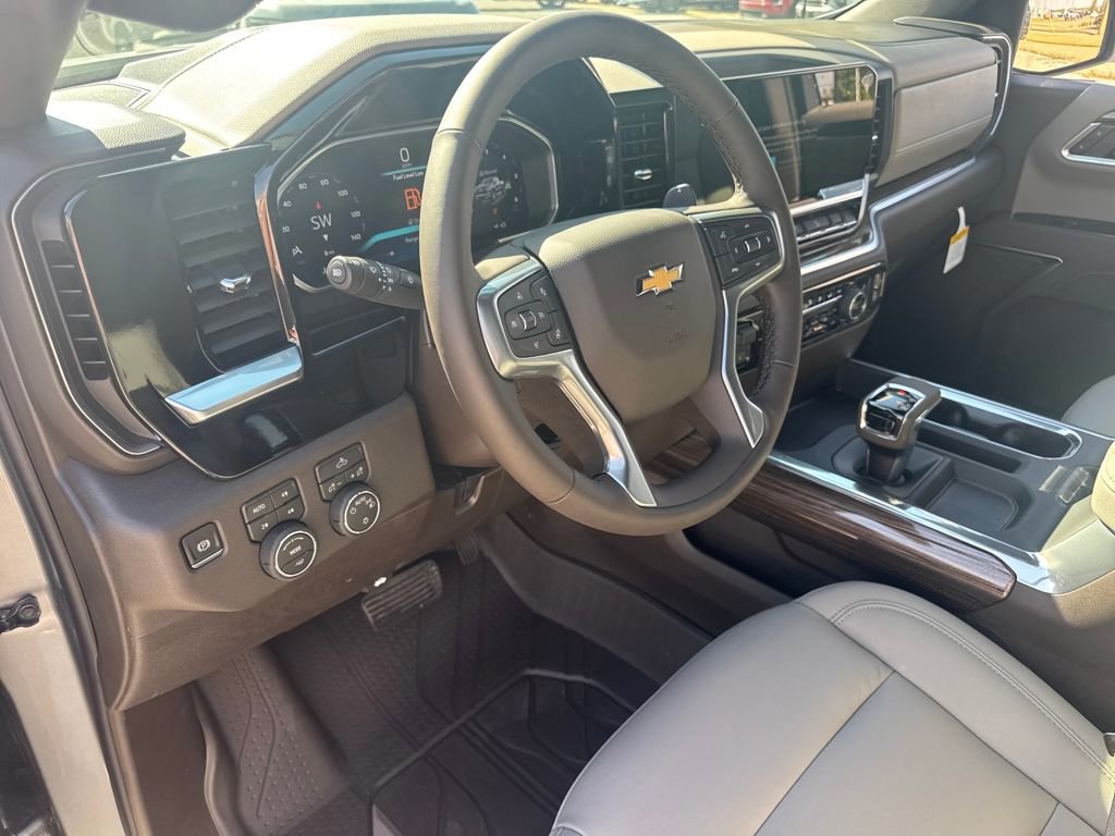 New 2026 Chevrolet Silverado 1500 LT image 14