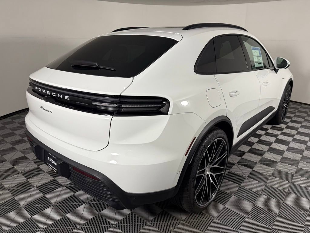 New 2025 Porsche Macan 4 Electric image 7