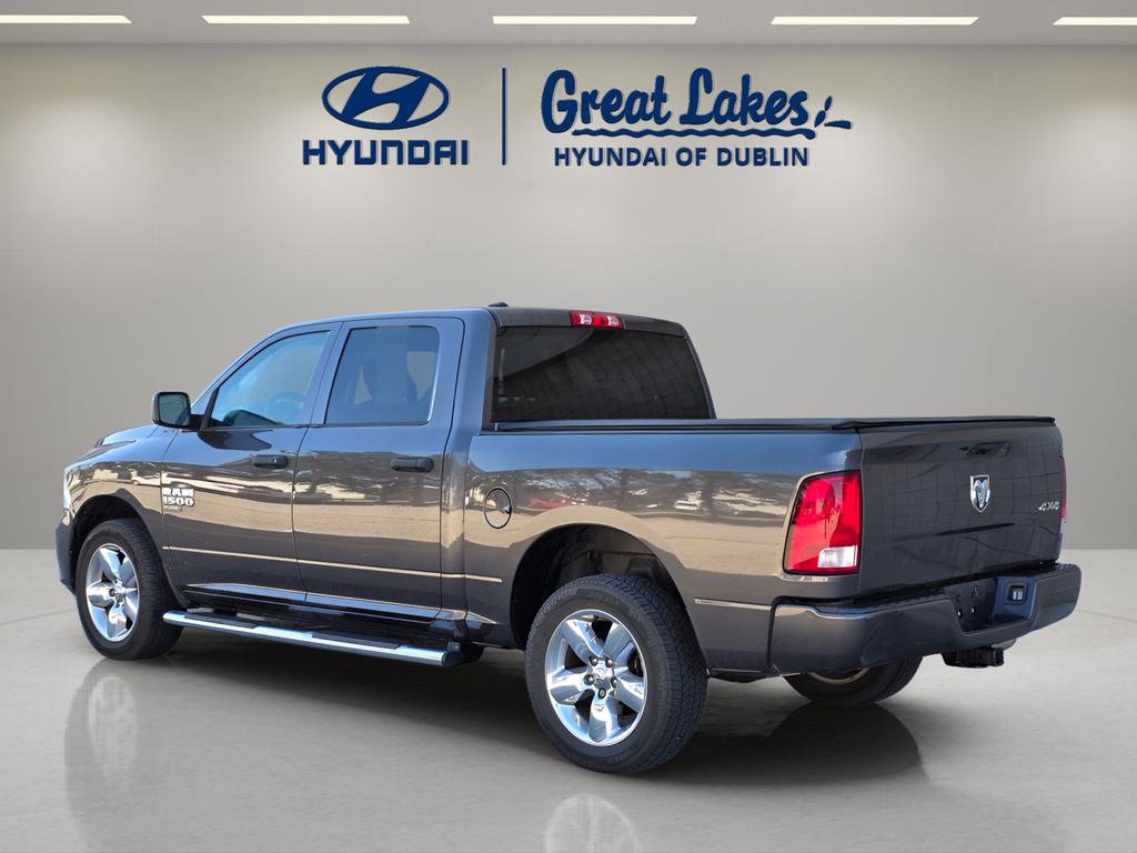 Used 2019 RAM 1500 Express w/ Express Value Package AWD/4WD image 3