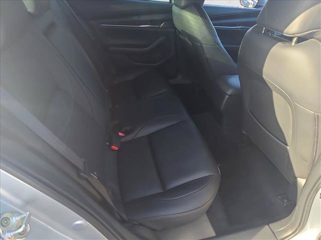 Used 2020 MAZDA MAZDA3 Sedan w/ Select Package FWD image 18