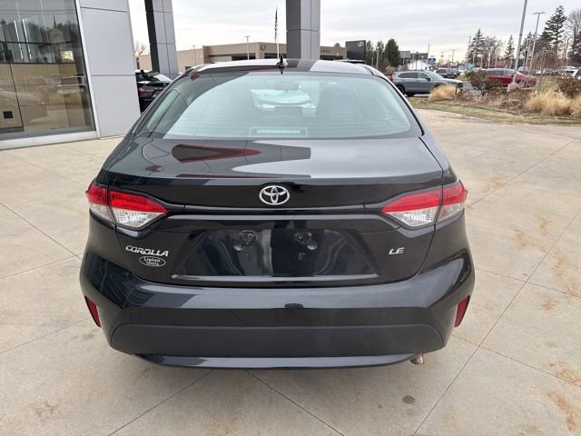 Used 2022 Toyota Corolla LE image 6