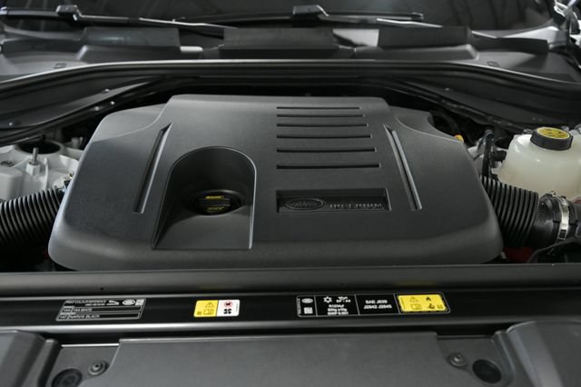 Used 2026 Land Rover Range Rover SE AWD/4WD image 36