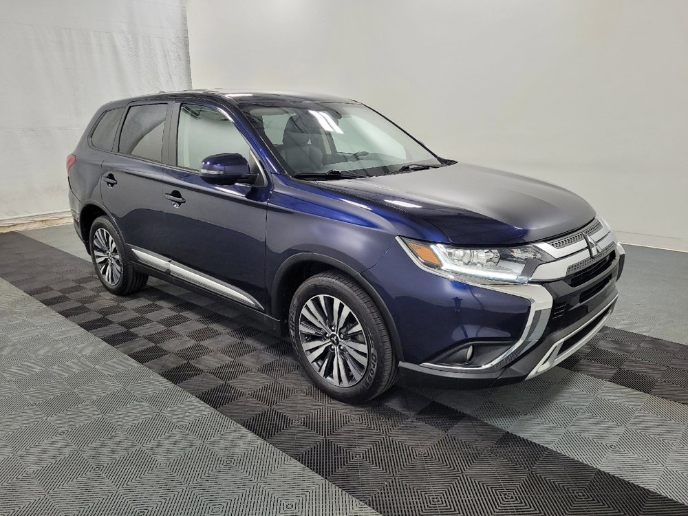 Used 2020 Mitsubishi Outlander SE image 11
