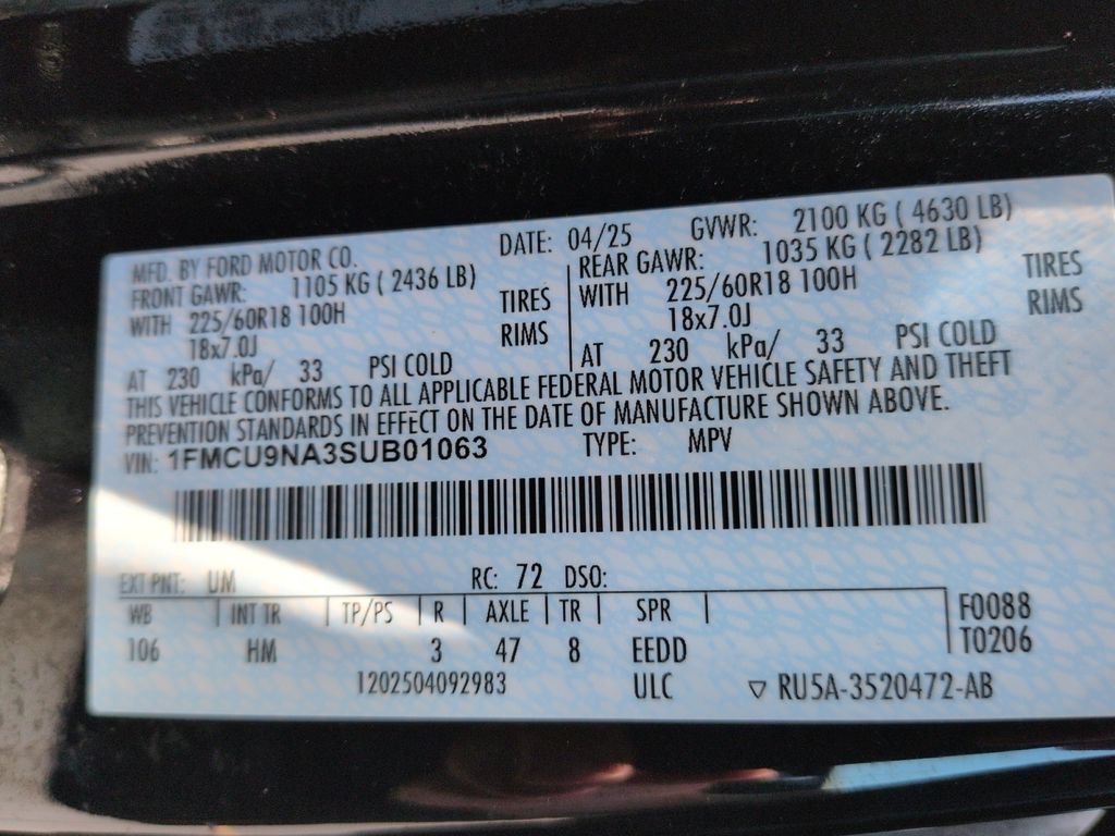 Used 2025 Ford Escape ST-Line Select AWD/4WD image 33