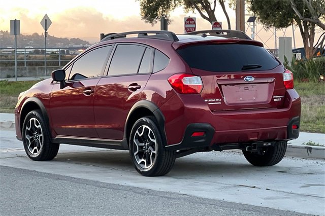 Used 2017 Subaru Crosstrek 2.0i Premium image 6