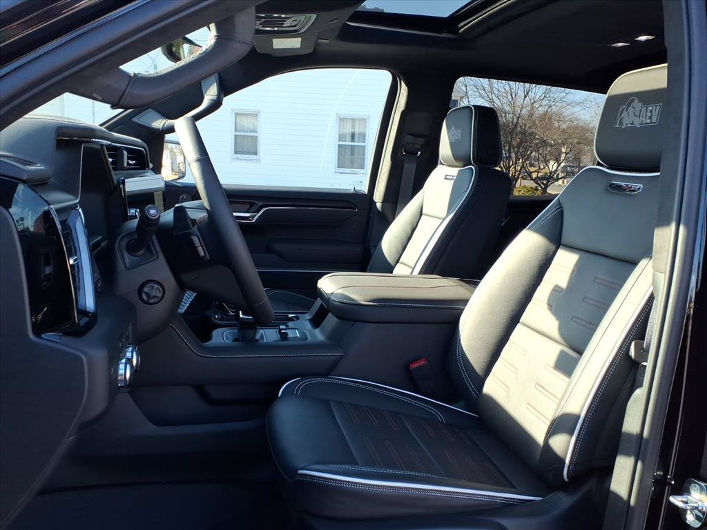 Used 2024 GMC Sierra 1500 AT4X w/ AT4X AEV Edition AWD/4WD image 29