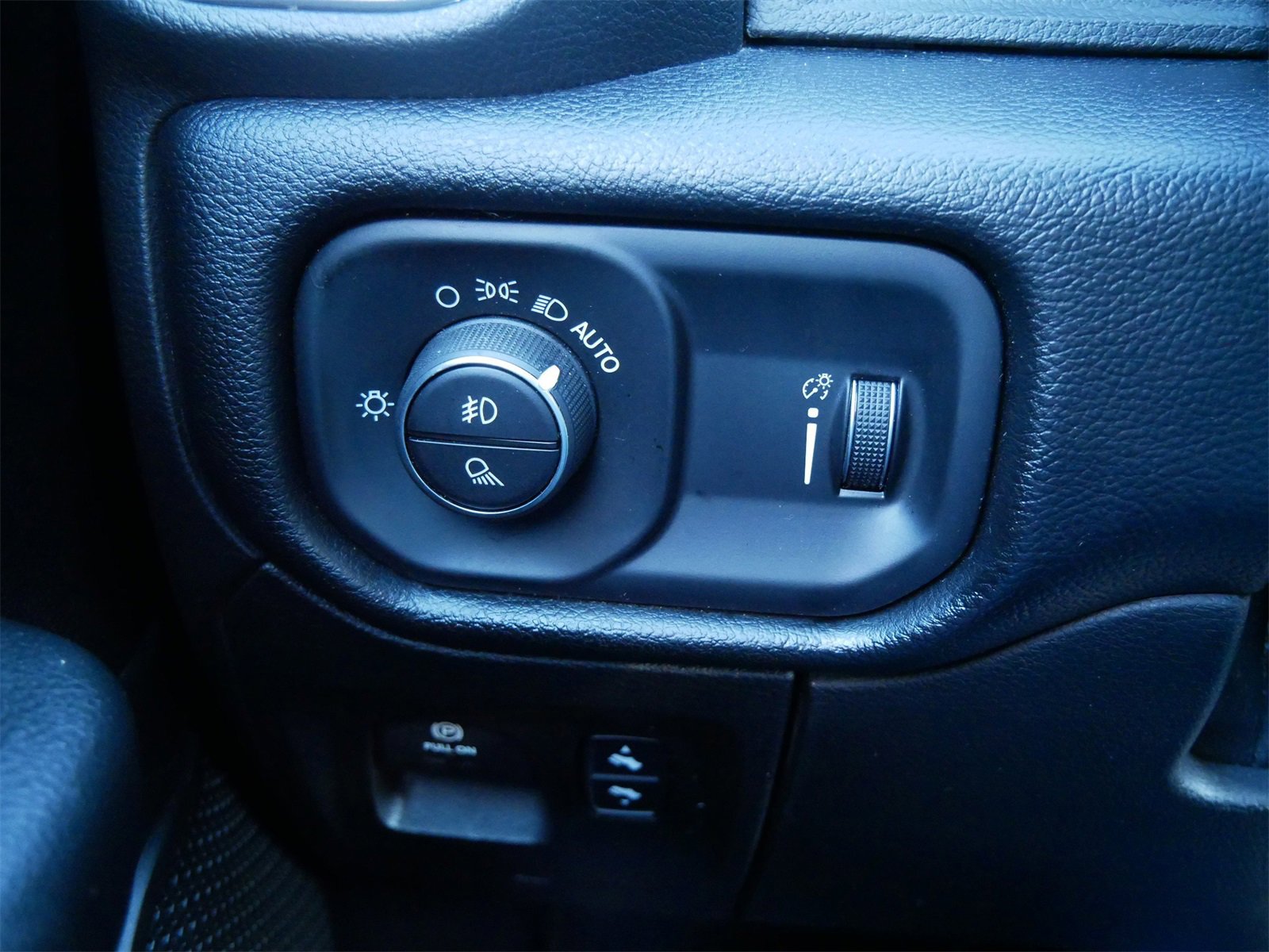 Used 2020 RAM 1500 Big Horn image 29