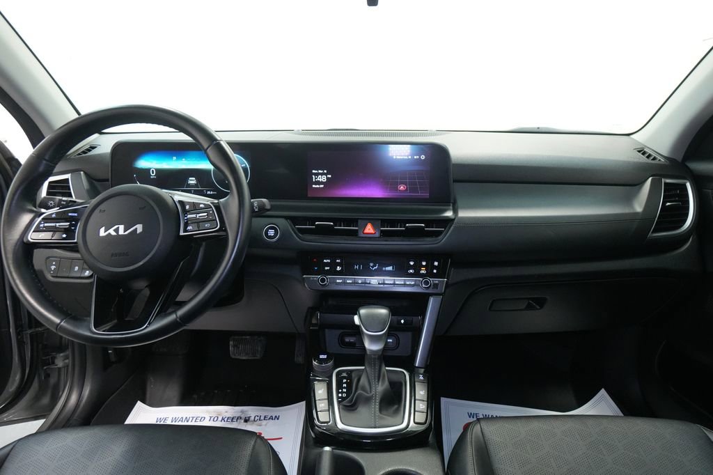 Used 2024 Kia Seltos EX AWD/4WD image 30