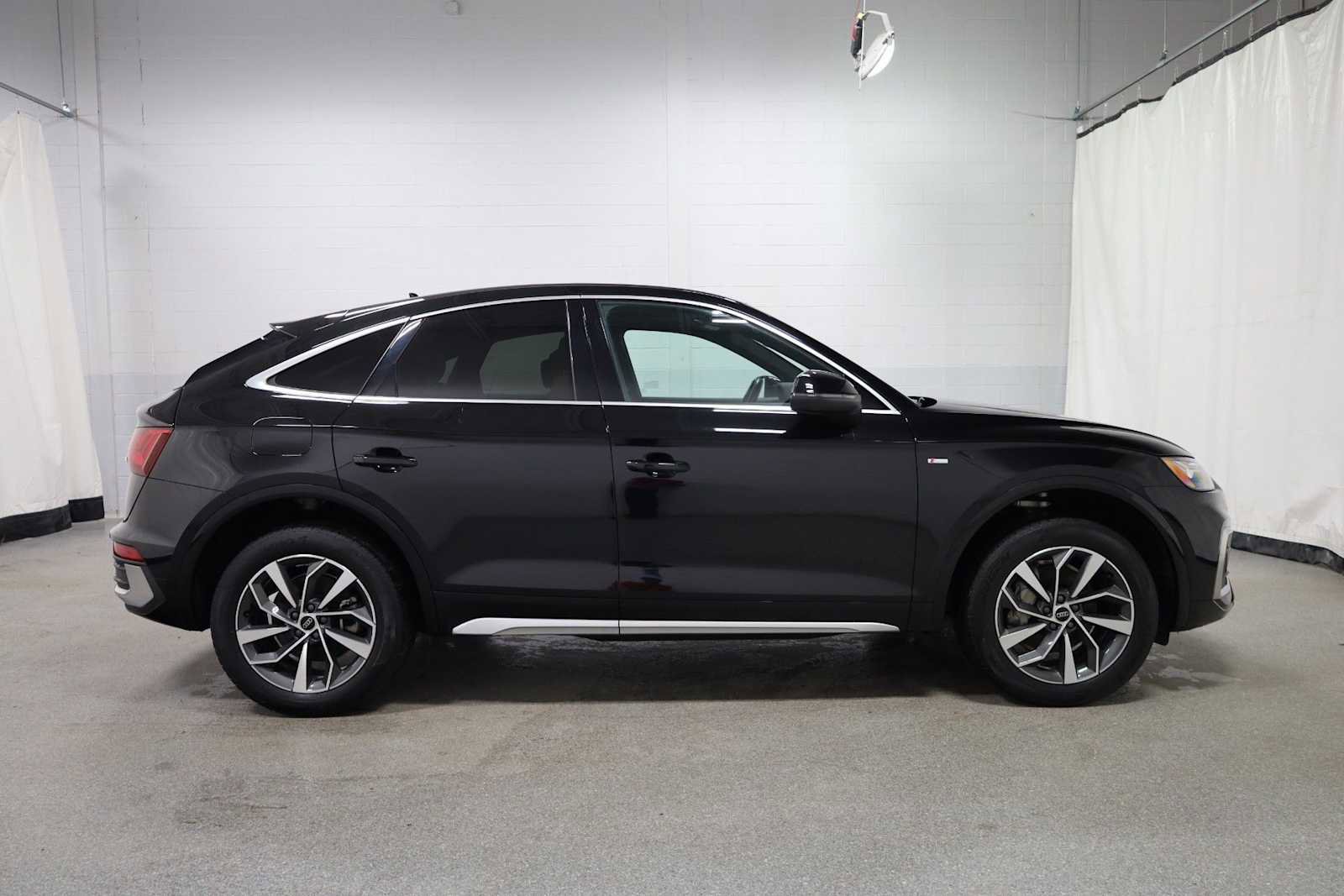 Used 2023 Audi Q5 2.0T Premium Plus w/ Premium Plus Package image 10