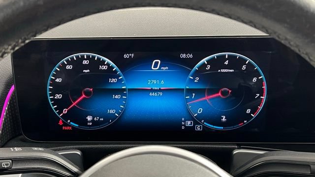 Used 2022 Mercedes-Benz GLB 250 image 11