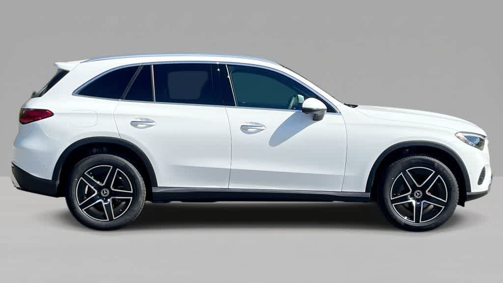 New 2026 Mercedes-Benz GLC 300 4MATIC image 9