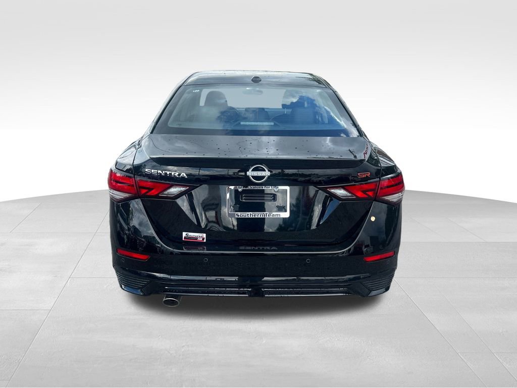 Used 2025 Nissan Sentra SR w/ SR Premium Package FWD image 4