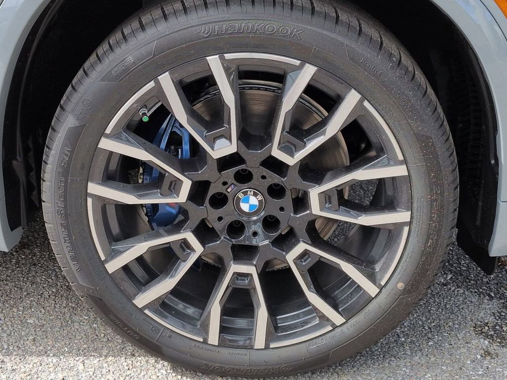 New 2026 BMW X5 xDrive40i w/ M Sport Package image 11
