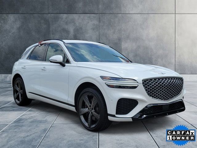 Used 2025 Genesis GV70 2.5T Sport Prestige w/ Sport Prestige Package AWD/4WD image 1