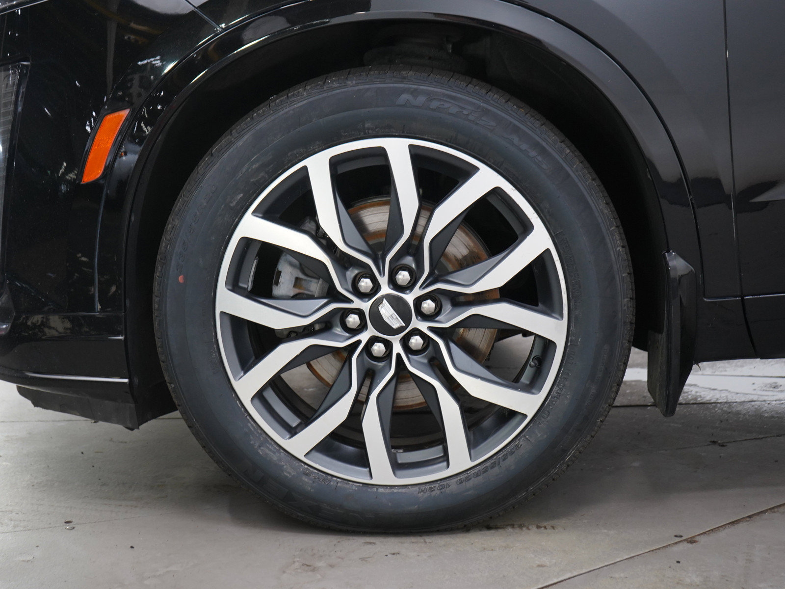 Used 2021 Cadillac XT6 Sport AWD/4WD image 31