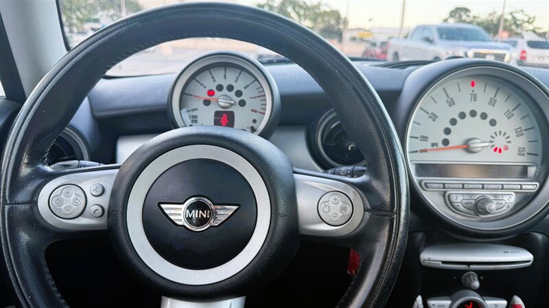 Used 2008 MINI Cooper Clubman Hardtop FWD image 7