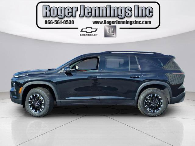 Used 2025 Chevrolet Traverse Z71 w/ Driver Confidence Package image 2