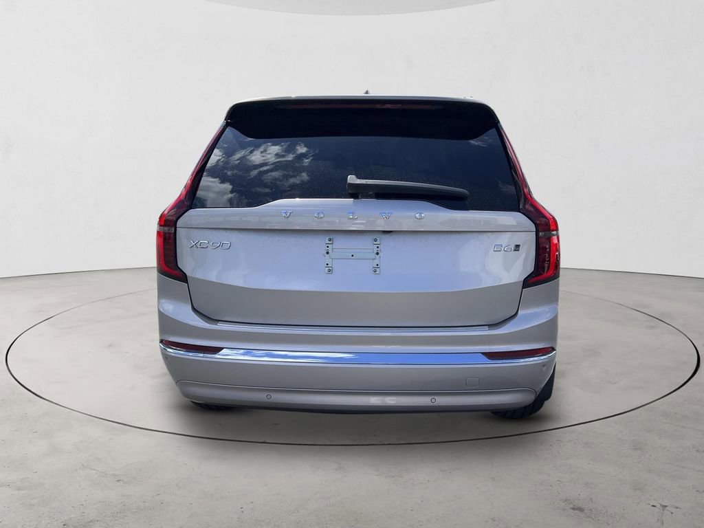 New 2026 Volvo XC90 B6 Plus w/ Protection Package Premier AWD/4WD image 4