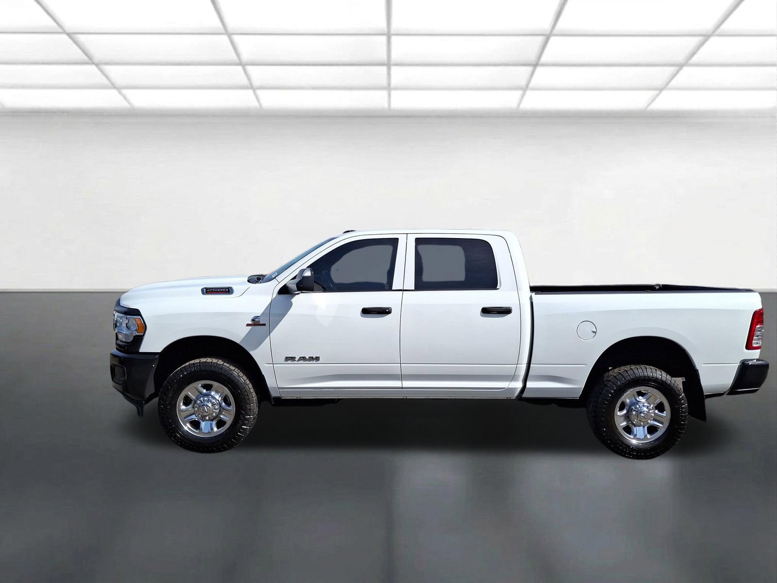 Certified 2022 RAM 2500 Tradesman AWD/4WD image 8