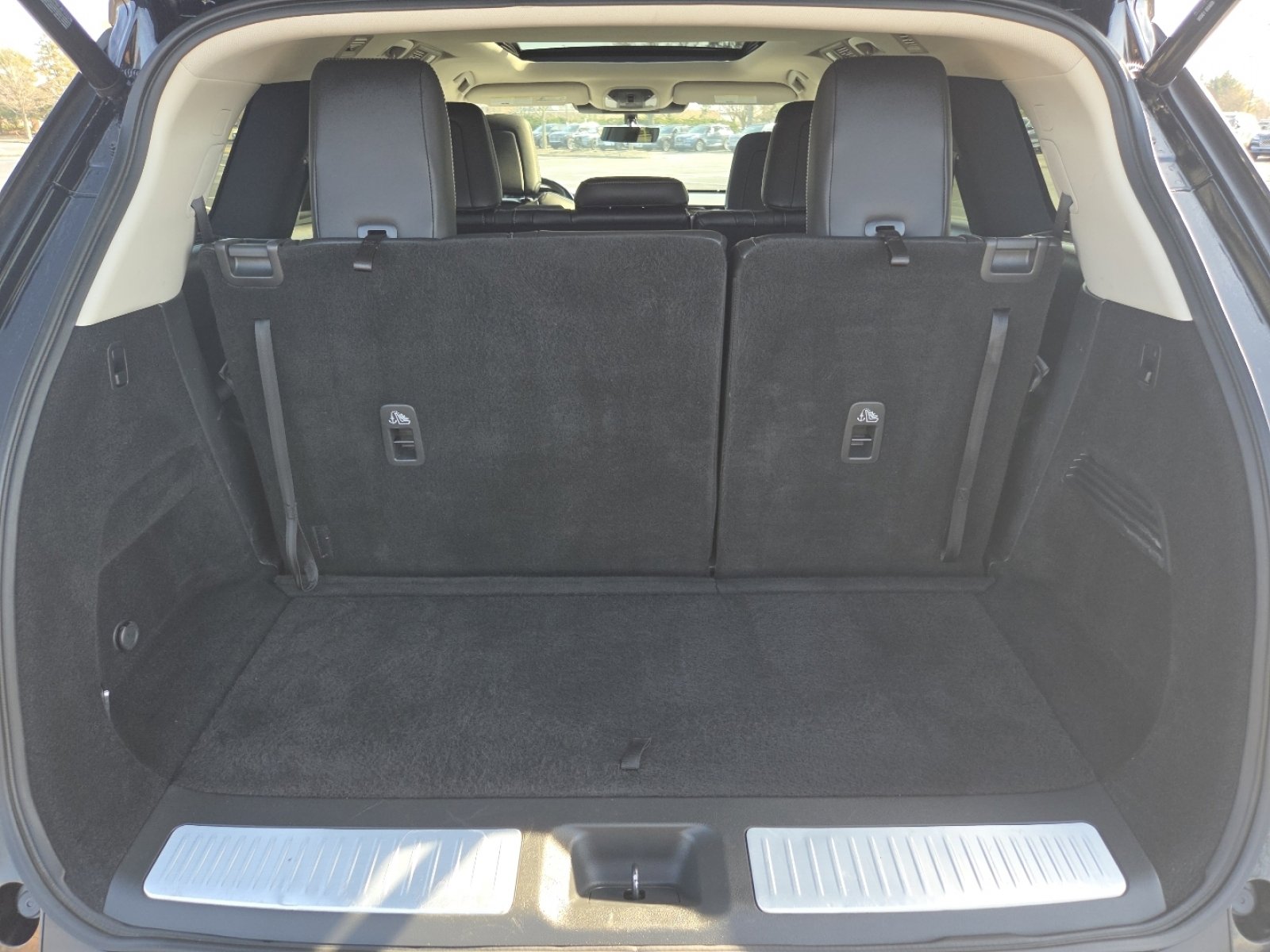 Used 2023 INFINITI QX60 Pure image 19