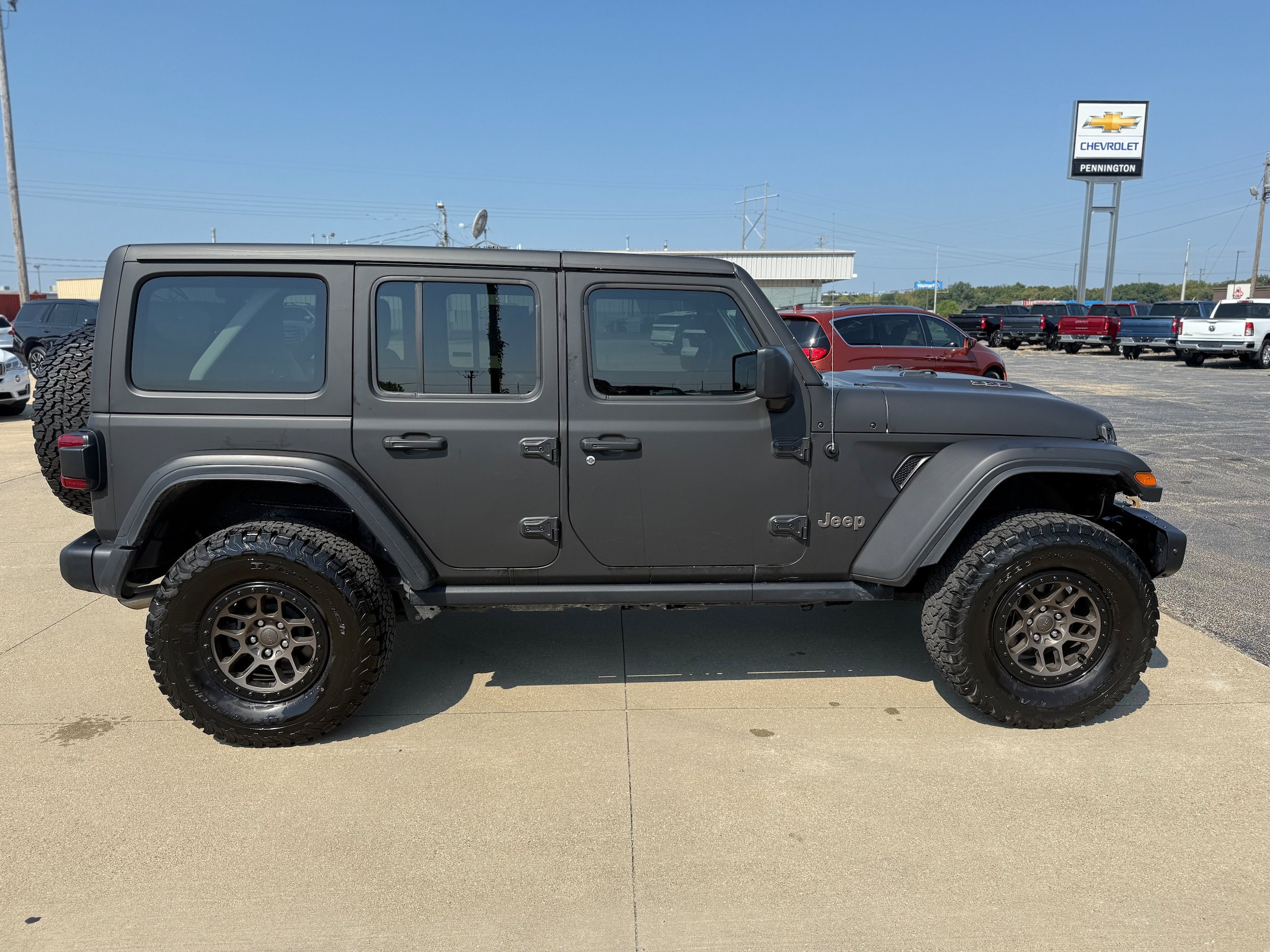 Used 2021 Jeep Wrangler Unlimited Rubicon w/ Xtreme Recon 35" Tire Package AWD/4WD image 4