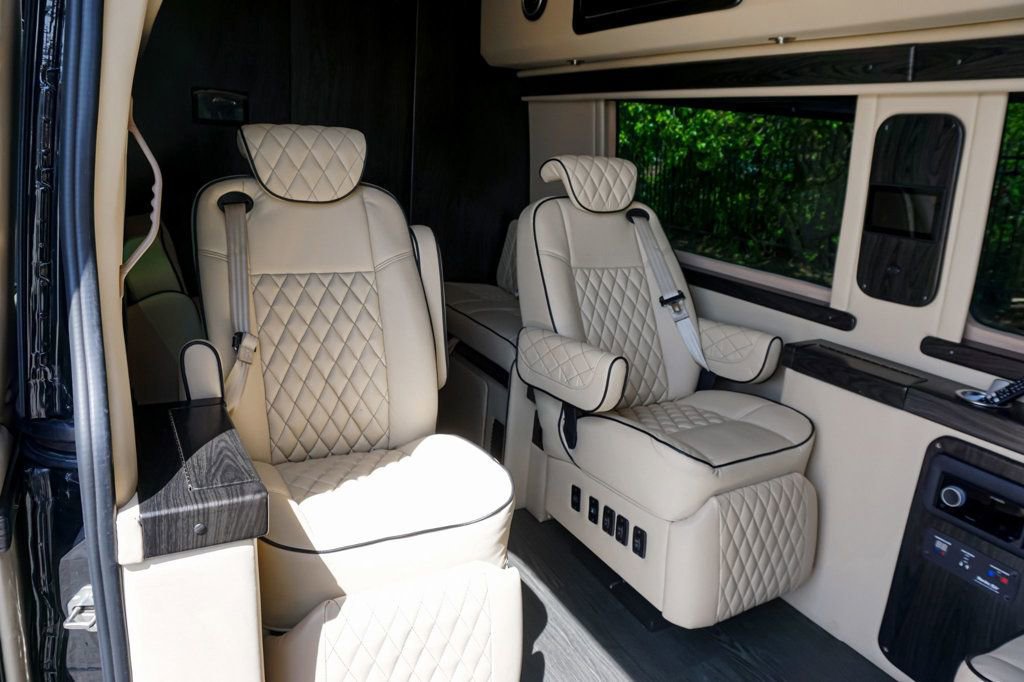 Used 2021 Mercedes-Benz Sprinter 3500 image 42