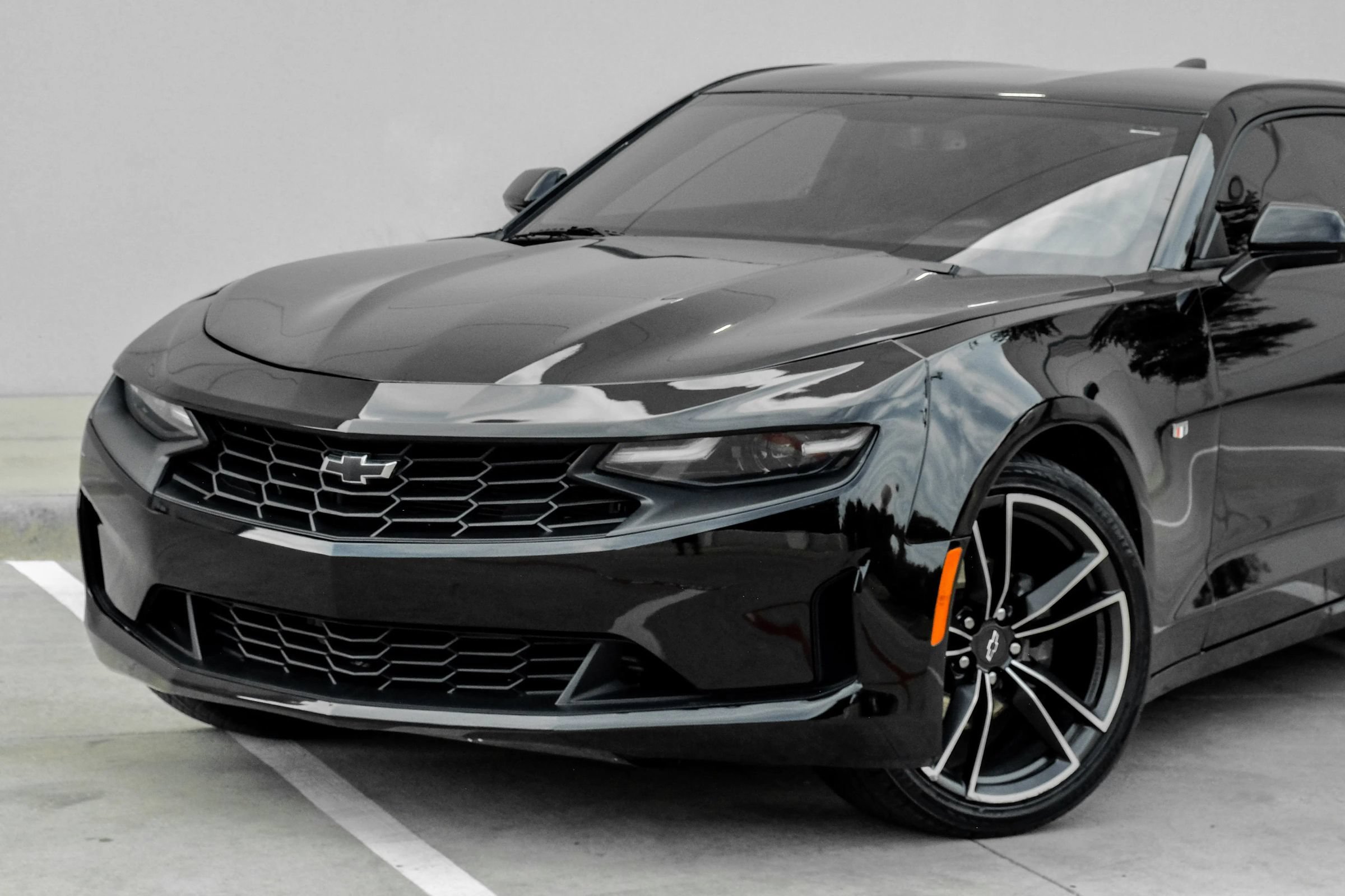 Used 2019 Chevrolet Camaro LT RWD image 14