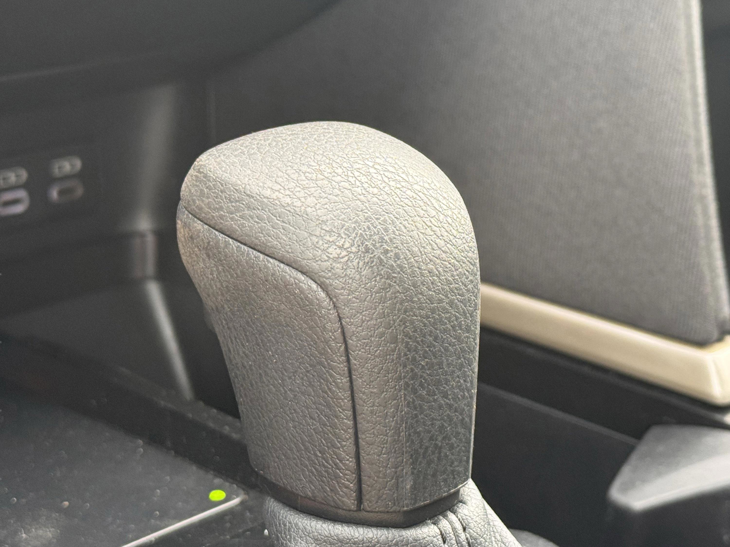 Used 2025 Toyota Camry LE FWD image 19