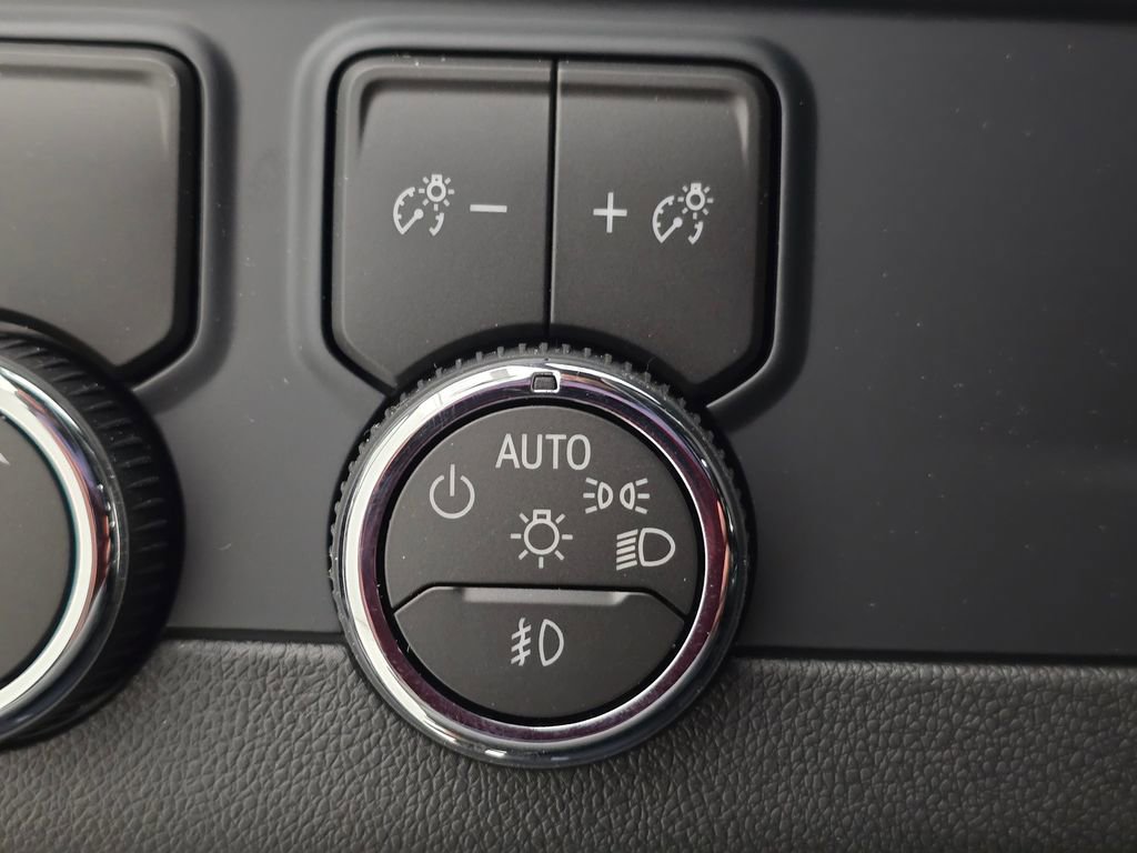 New 2026 Chevrolet Suburban LT w/ Comfort Package image 8