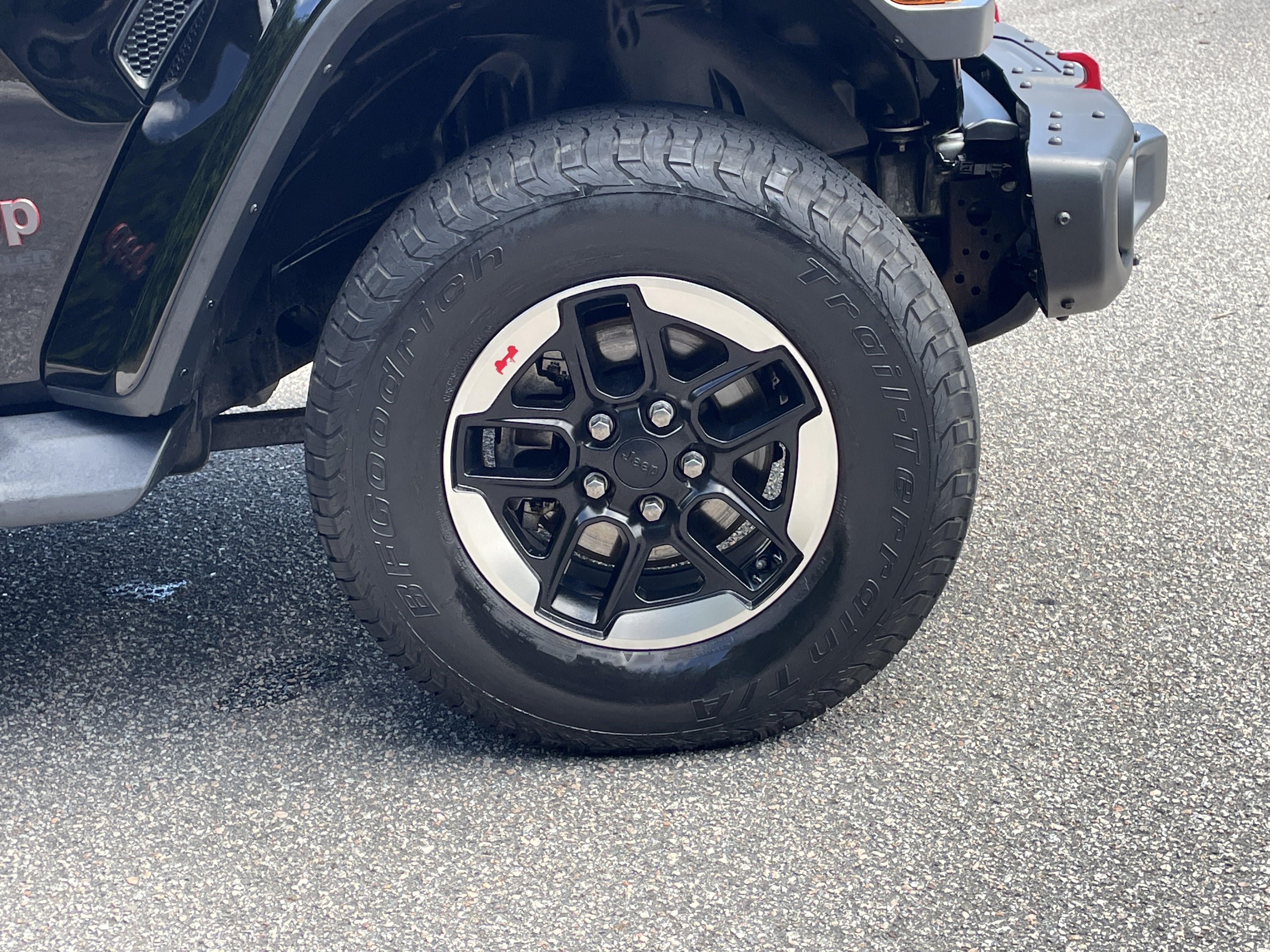 Used 2021 Jeep Wrangler Unlimited Rubicon AWD/4WD image 12