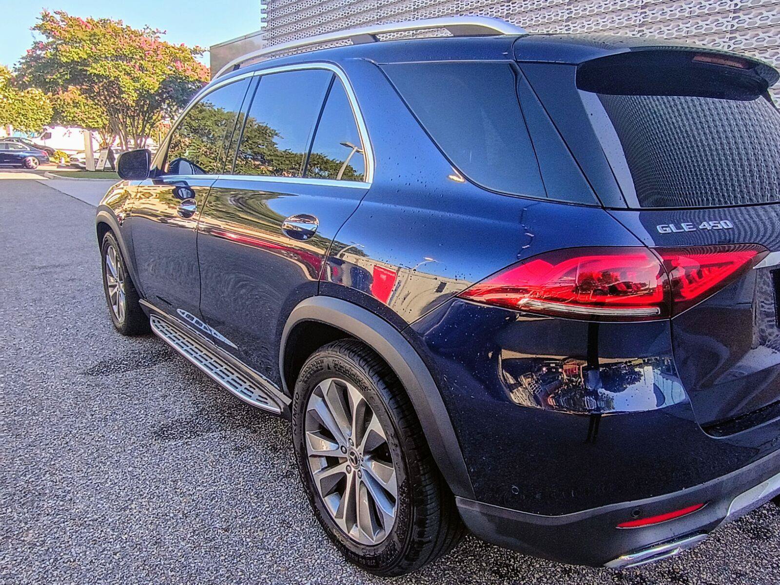 Used 2020 Mercedes-Benz GLE 450 4MATIC image 2