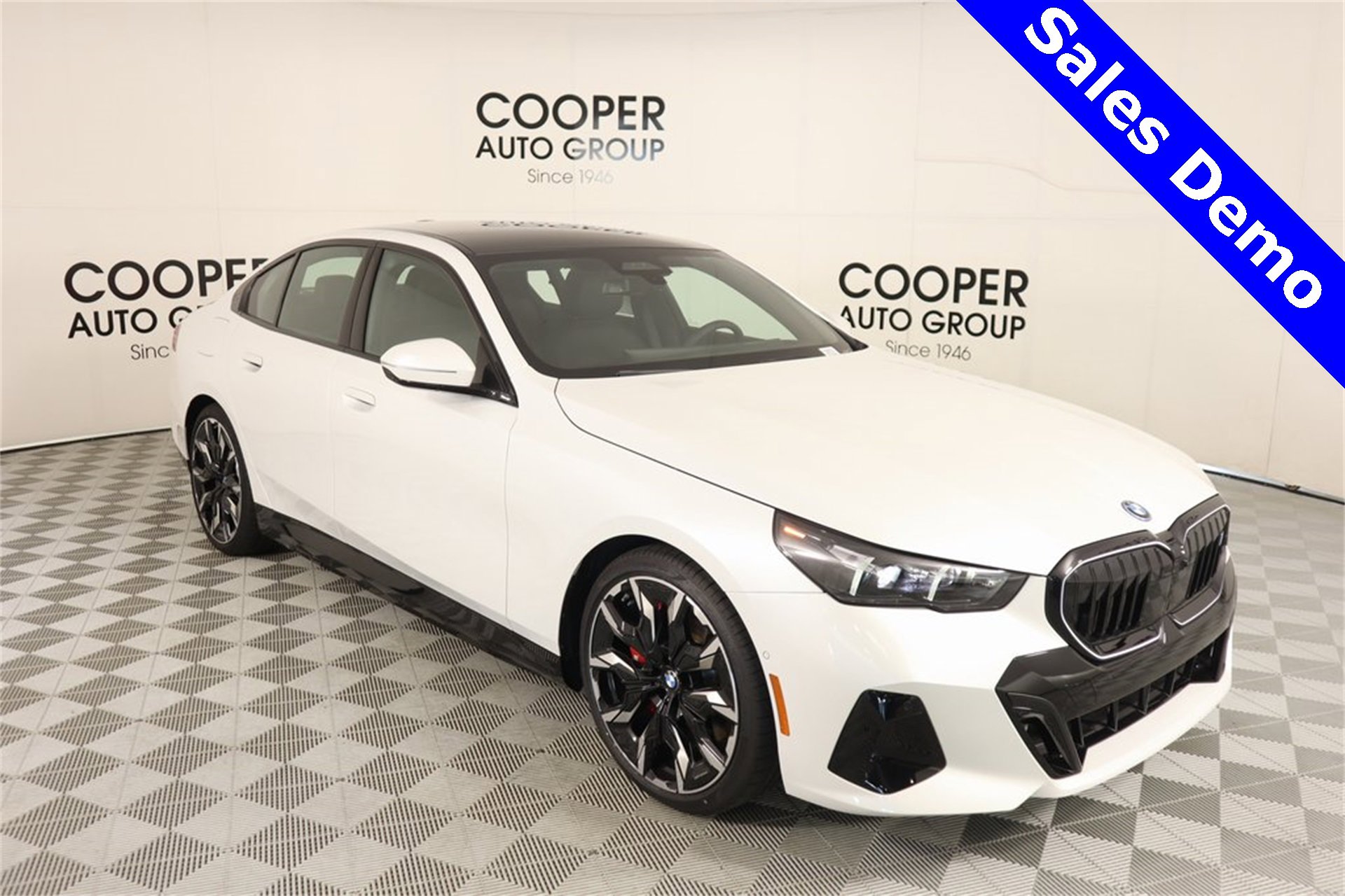 New 2026 BMW i5 eDrive40 w/ Executive Package