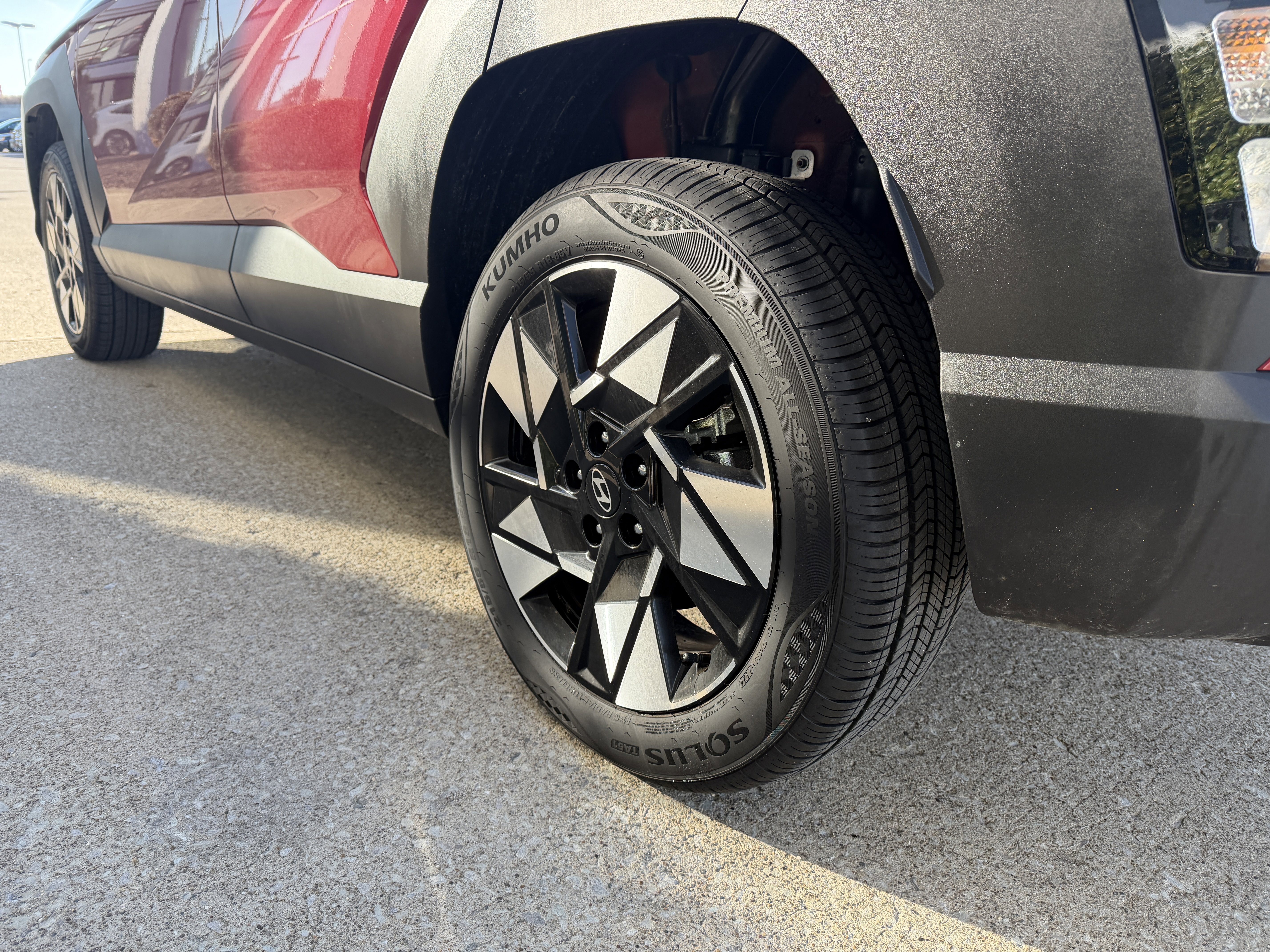 Certified 2025 Hyundai Kona SEL image 10