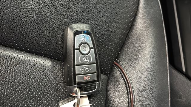 Used 2022 Ford F150 Lariat w/ Equipment Group 502A High AWD/4WD image 21
