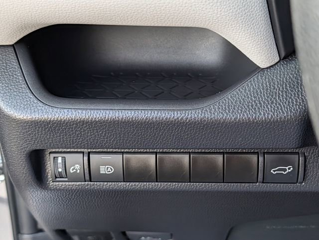Used 2024 Toyota RAV4 XLE w/ Convenience Package FWD image 23