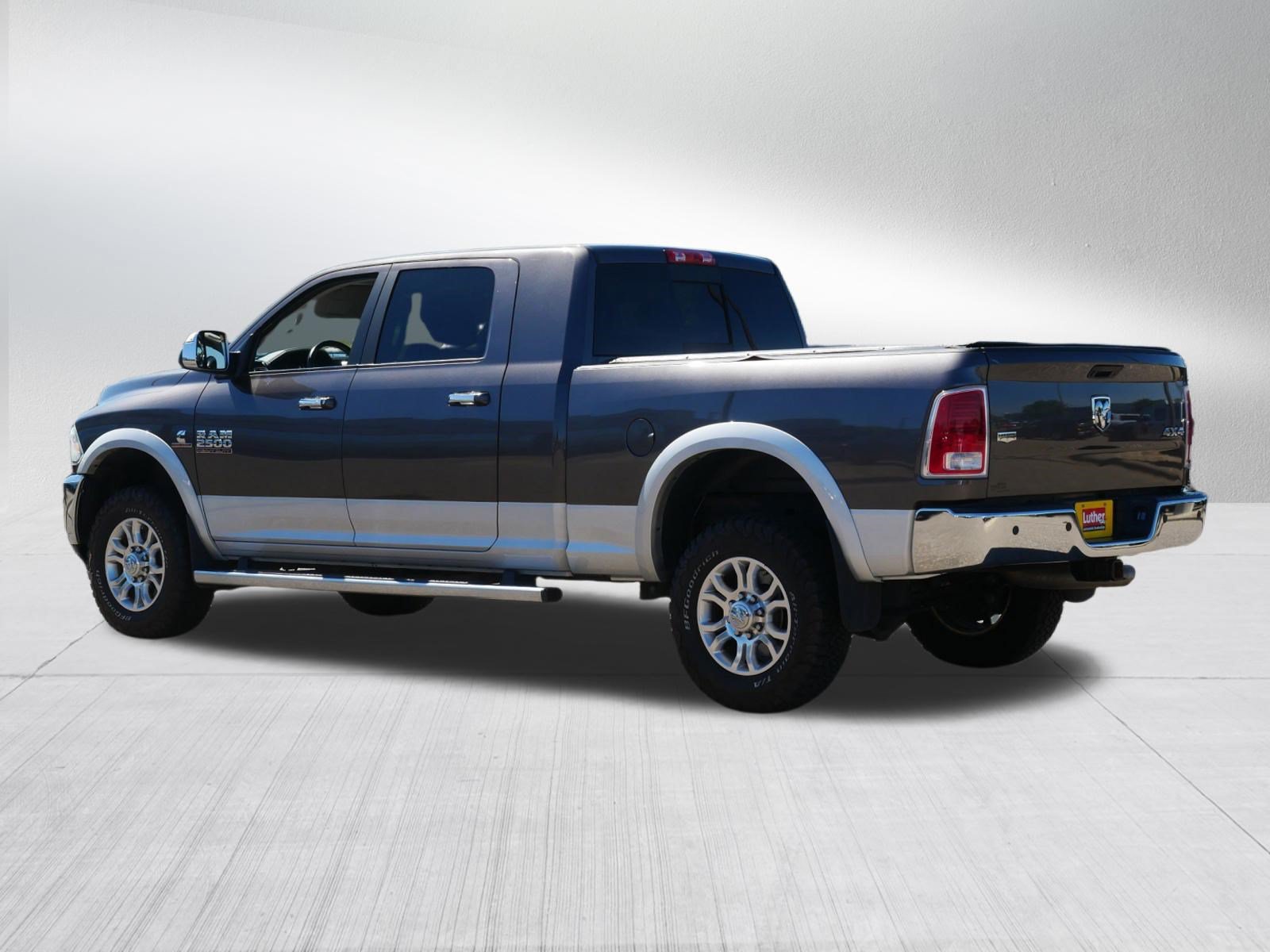 Used 2015 RAM 2500 Laramie AWD/4WD image 5