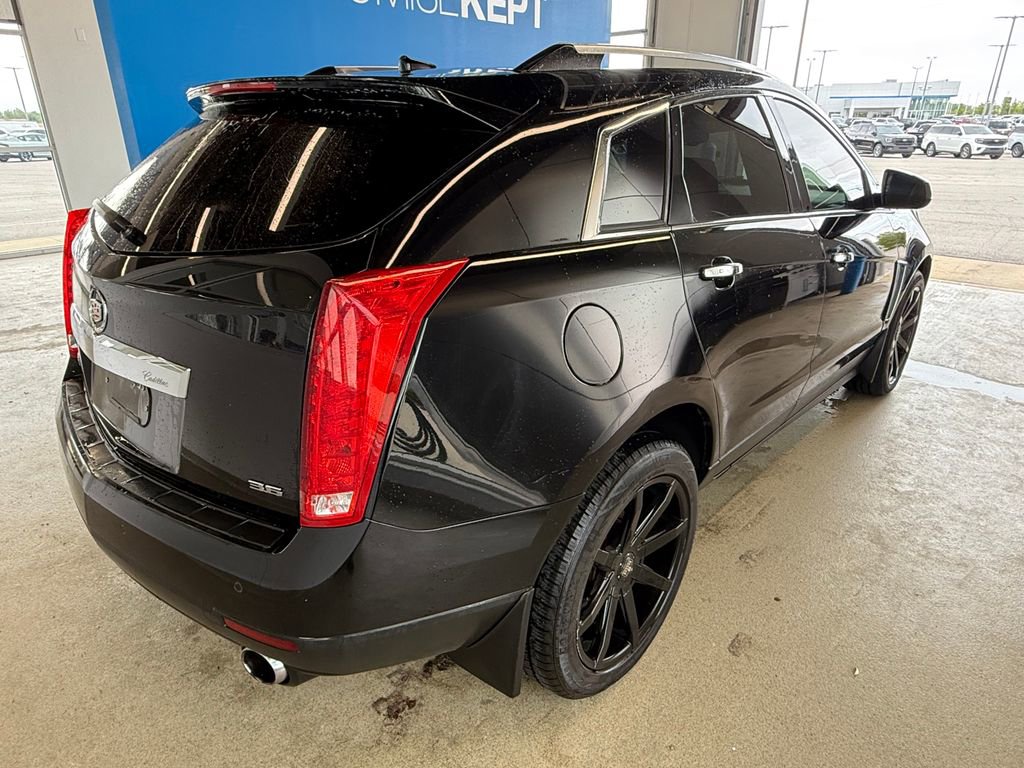Used 2014 Cadillac SRX Luxury w/ Driver Awareness Package FWD image 2