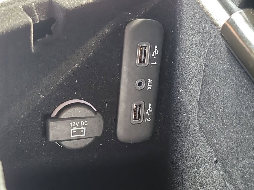 Used 2022 Dodge Challenger R/T w/ Blacktop Package image 21