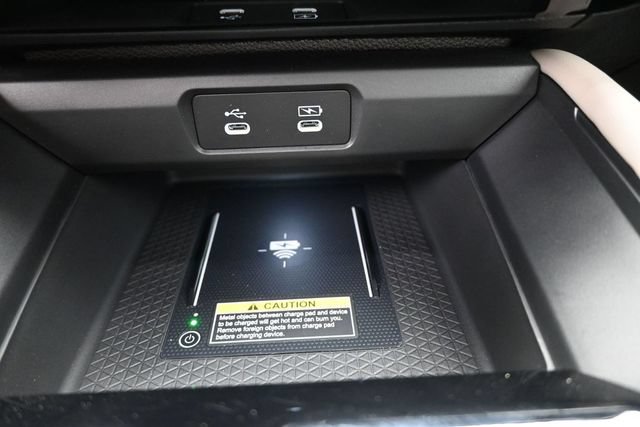 Used 2023 Honda Accord Touring image 9